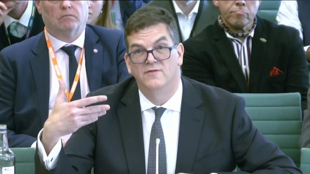 “Pressure Mounts on U.K. PM Over Ambassador Appointment”