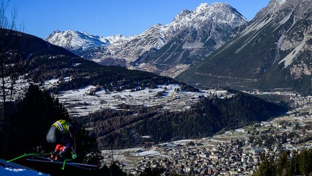 “Bormio’s Men’s Alpine Ski Course Prepares Olympic Challenge”