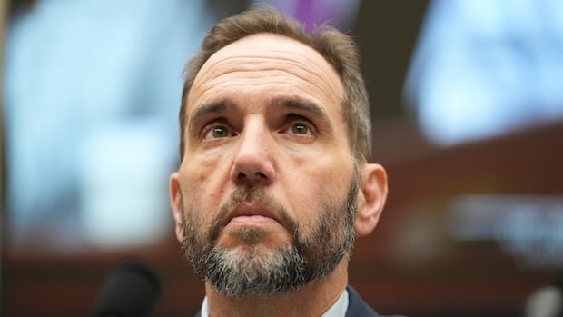 “Former Special Counsel Criticizes Trump, Faces Backlash”