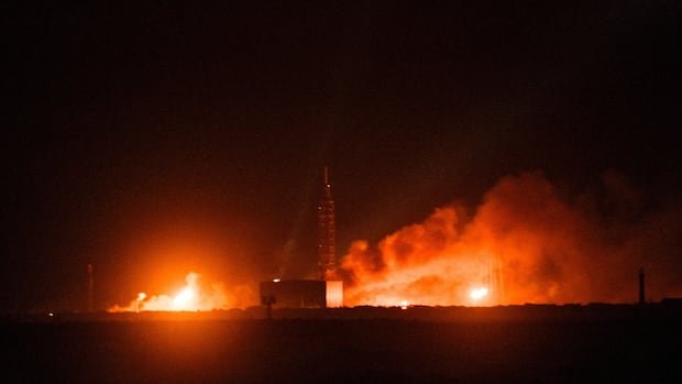 “Blue Origin Rocket Malfunctions in Test, No Injuries Reported”
