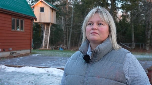“Bus Driver Shortage Disrupts Colchester County Schools”