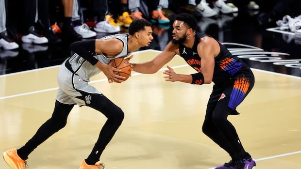 “Spurs vs. Knicks: New Faces, Familiar Dreams”