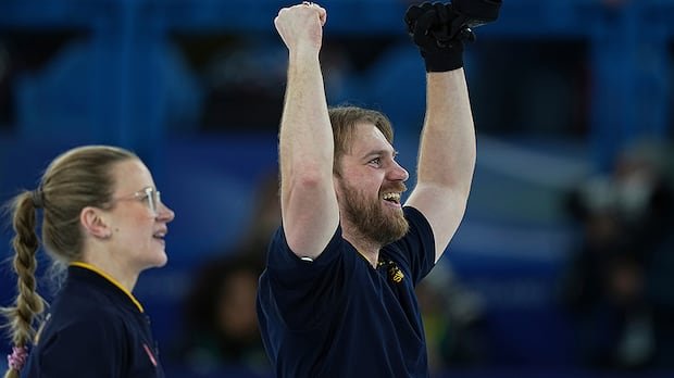“Sweden’s Wrana Siblings Win Gold in Curling Upset”