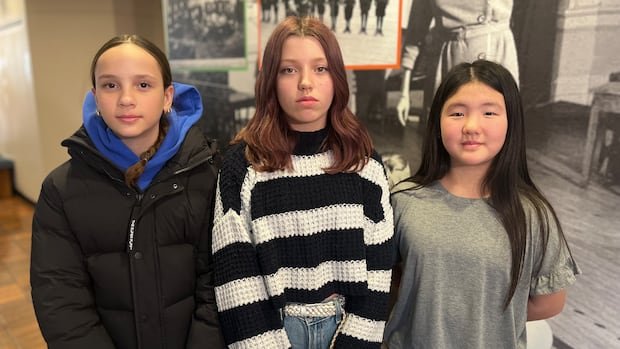 “Toronto Students Engage with Author and Holocaust Artifacts”