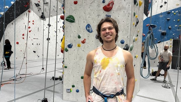 Alex Honnold to Free Solo Taipei 101 on Netflix