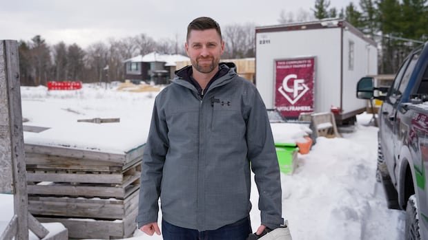 “Alex Lawson Enters Ottawa Mayoral Race with Solution-Oriented Agenda”