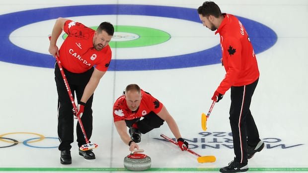 “Canada’s Brad Jacobs Secures Men’s Curling Playoff Spot”
