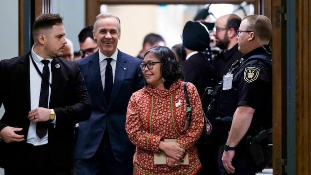 “Nunavut MP Defects to Liberals, Potential Majority Looms”