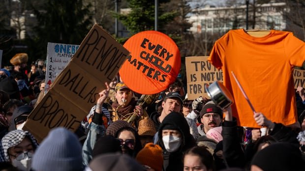 “UBC Police Escort OneBC Leader Amid Campus Standoff”
