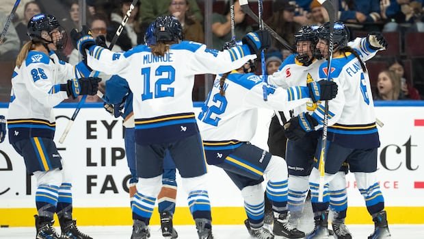 “Lauren Messier Scores Debut Goal as Toronto Beats Vancouver 2-1”